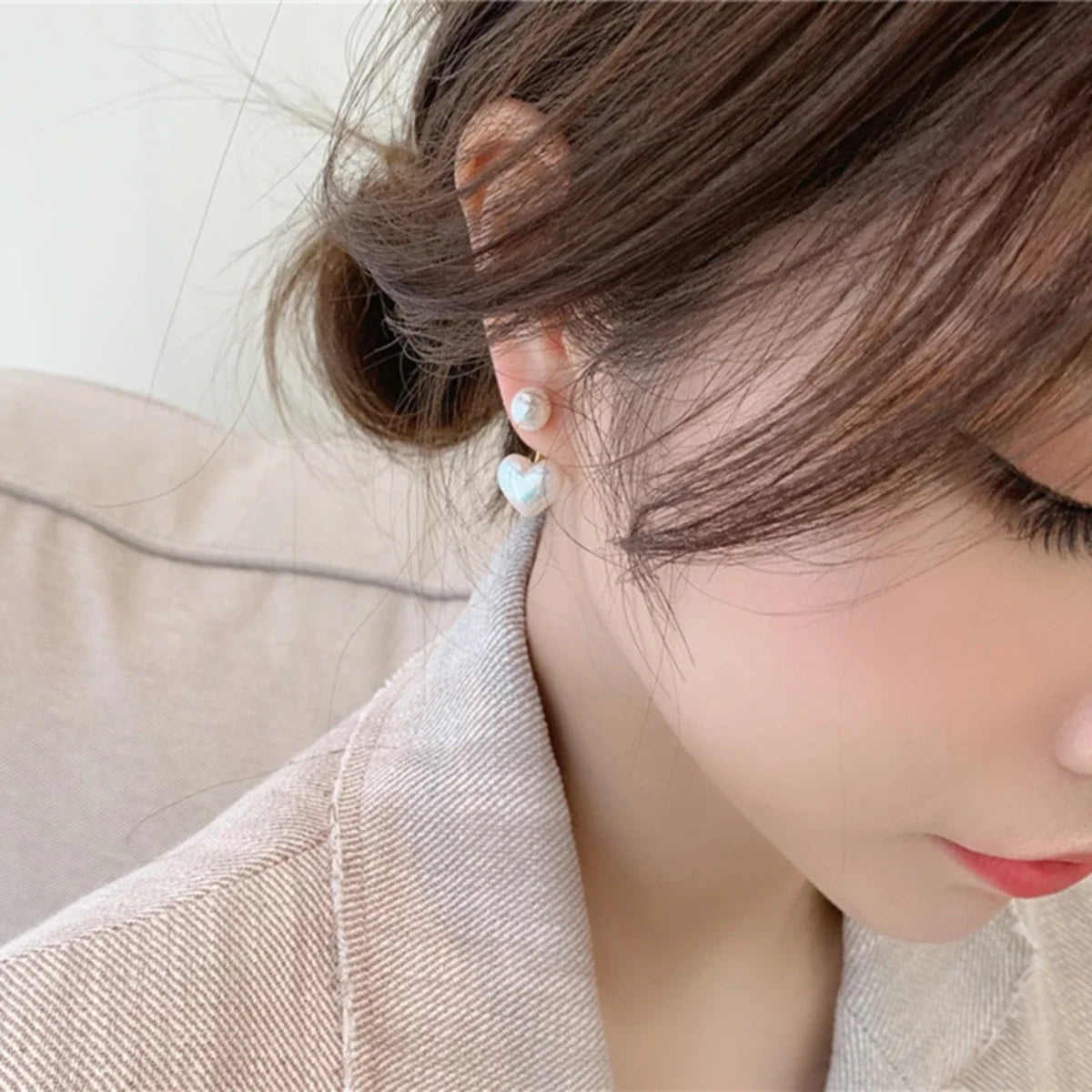 Panqureli® 1 Paar schlichte, elegante Herz-Ohrringe mit Perlen im europäischen und amerikanischen Stil