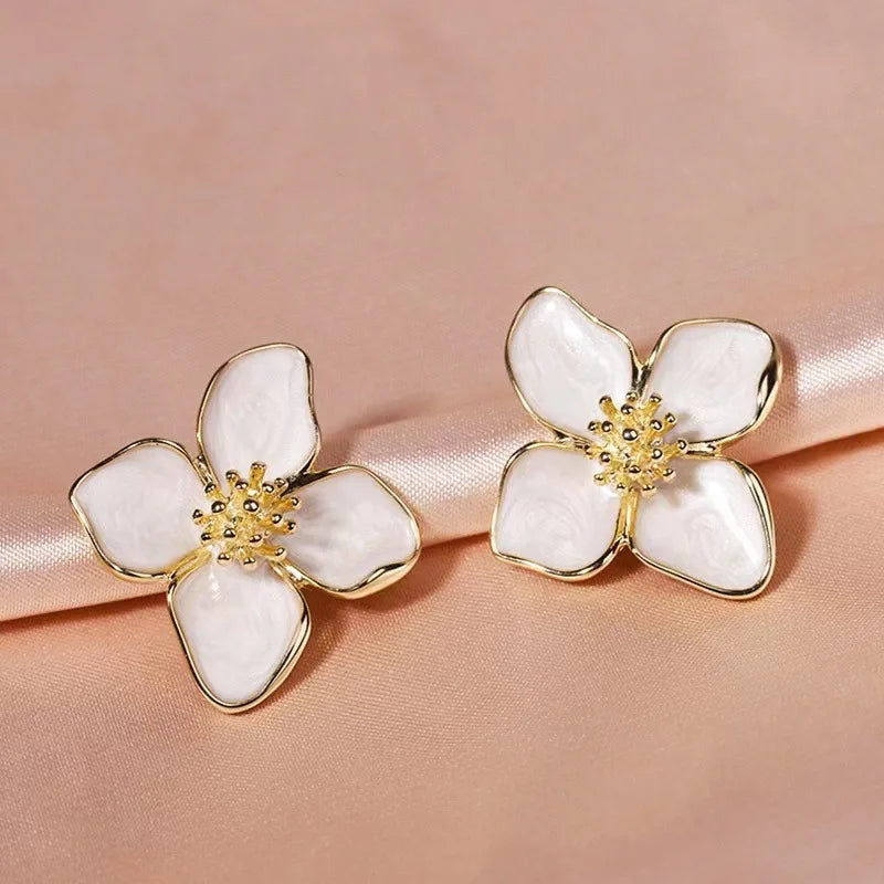 Panqureli® Hibiskus-Blüten-Ohrstecker mit Glasur 2025 für Damen und Mädchen – romantischer französischer und koreanischer Vintage-Stil für Hochzeiten