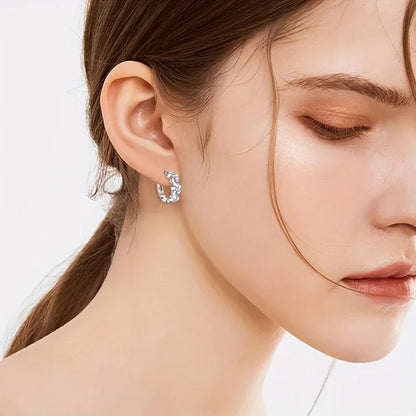 Panqureli® Elegante Creolen aus 925er Sterlingsilber mit Kamelienmuster – zartes Geschenk für Damen und Mädchen, passend für Alltag und Freizeit