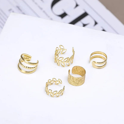 Panqureli® 5-teiliges Set silberfarbener Ohrclips mit Blattmotiv für Damen und Herren – schlichte C-förmige Ear Cuffs ohne Ohrloch