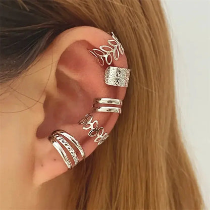 Panqureli® 5-teiliges Set silberfarbener Ohrclips mit Blattmotiv für Damen und Herren – schlichte C-förmige Ear Cuffs ohne Ohrloch