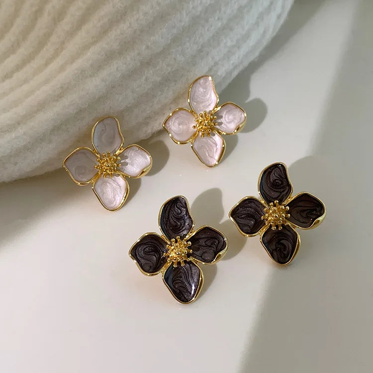 Panqureli® Hibiskus-Blüten-Ohrstecker mit Glasur 2025 für Damen und Mädchen – romantischer französischer und koreanischer Vintage-Stil für Hochzeiten